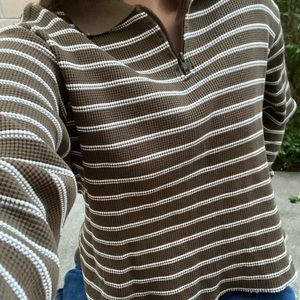 super cute green stripped  long sleeve